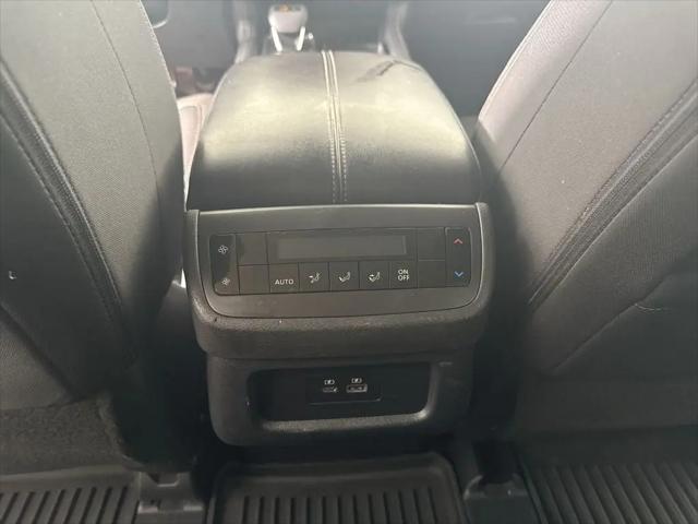 2024 Nissan Pathfinder SV 4WD