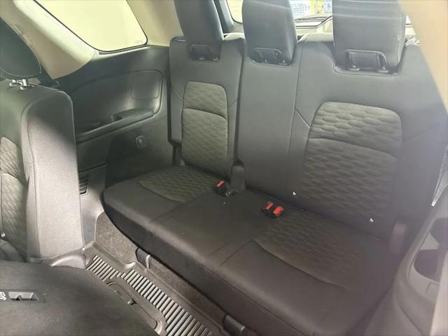 2024 Nissan Pathfinder SV 4WD