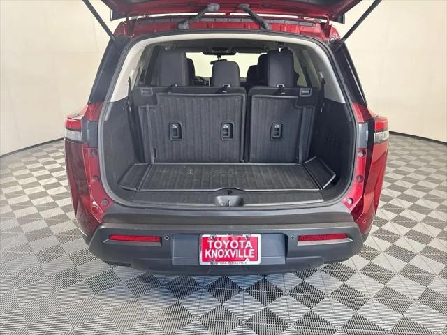 2024 Nissan Pathfinder SV 4WD