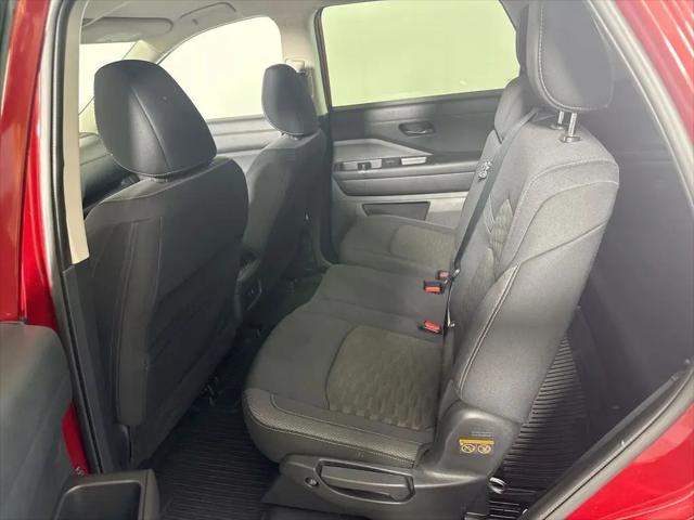 2024 Nissan Pathfinder SV 4WD