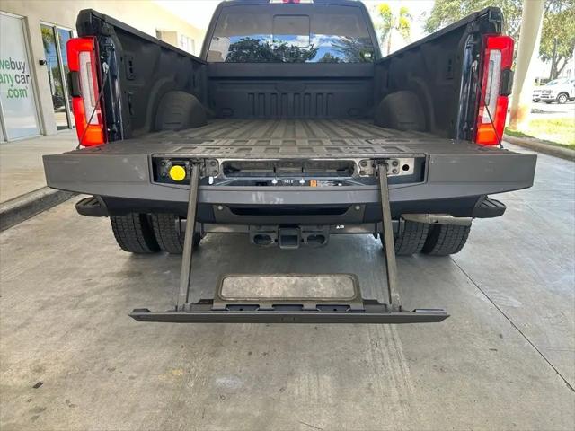 2025 Ford F-450 Platinum