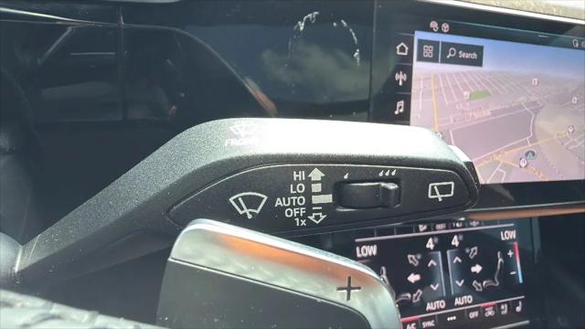 2019 Audi e-tron Premium Plus