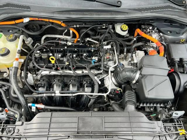 2021 Ford Escape SE Hybrid