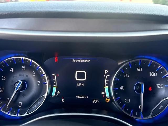 2025 Chrysler Pacifica Select