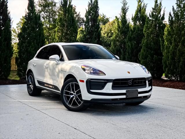 2026 Porsche Macan Macan