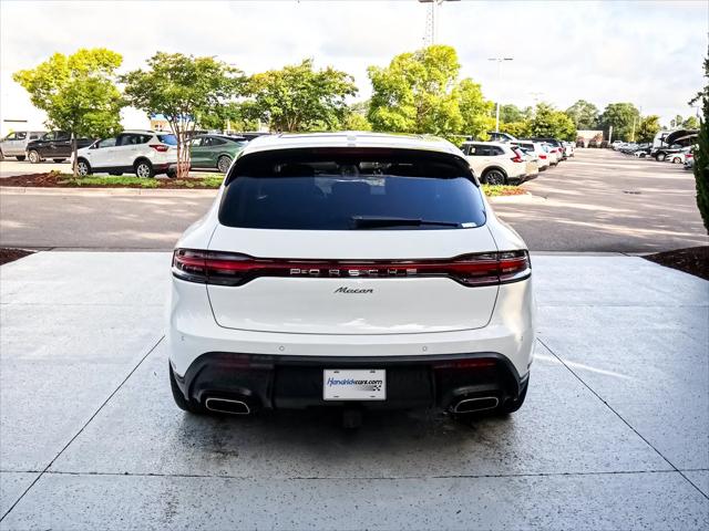 2026 Porsche Macan Macan