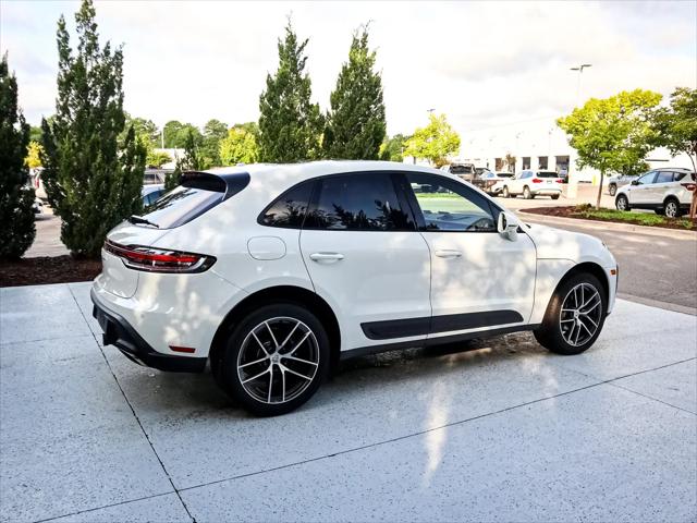 2026 Porsche Macan Macan