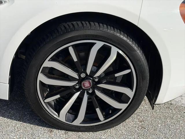 2019 Fiat 124 Spider Urbana