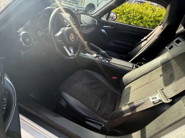 2019 Fiat 124 Spider Urbana