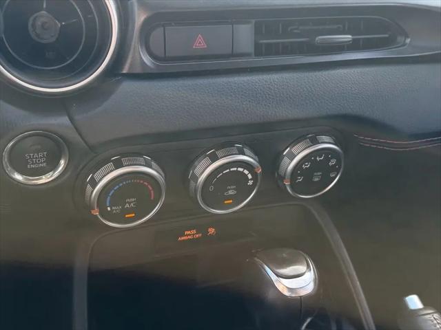 2019 Fiat 124 Spider Urbana