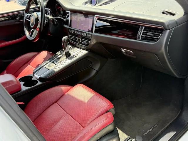 2020 Porsche Macan S