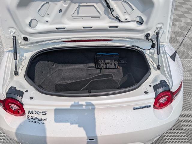2025 Mazda MX-5 Club