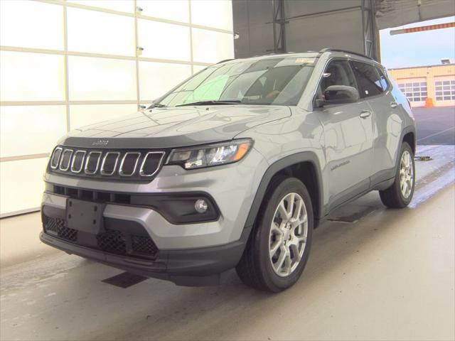 2022 Jeep Compass Latitude Lux 4x4 2022 Jeep Compass Latitude Lux 4x4