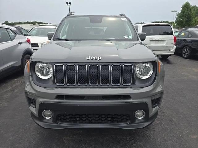 2020 Jeep Renegade Latitude 4x4 2020 Jeep Renegade Latitude 4x4