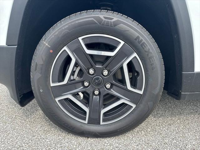 2026 Jeep Cherokee Laredo 4x4 2026 Jeep Cherokee Laredo 4x4