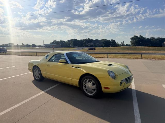 2002 Ford Thunderbird Base