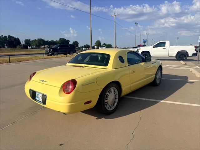 2002 Ford Thunderbird Base
