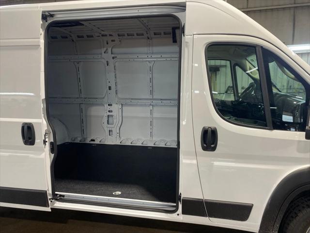 2026 Ram ProMaster Cargo Van Tradesman High Roof 159 WB w/Pass Seat