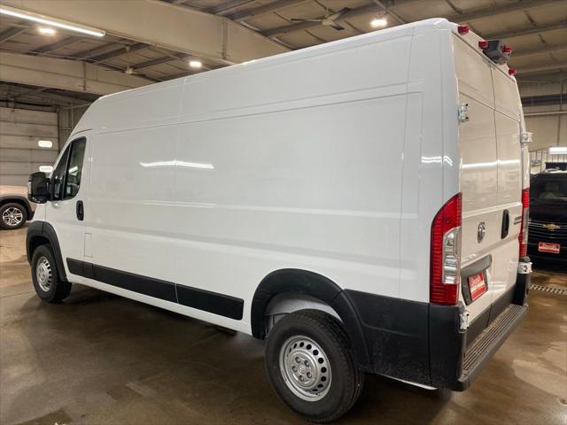2026 Ram ProMaster Cargo Van Tradesman High Roof 159 WB w/Pass Seat