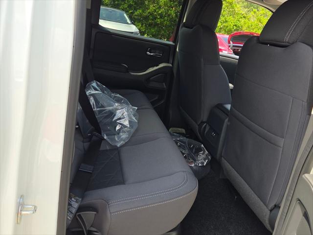 2026 Nissan Frontier Crew Cab SV 4x2
