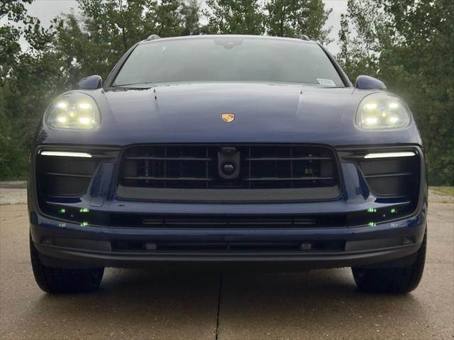 2026 Porsche Macan Unknown