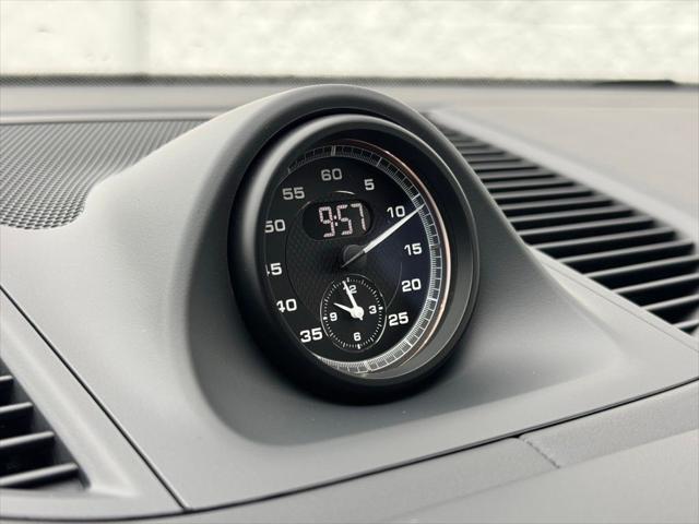 2026 Porsche Macan Unknown