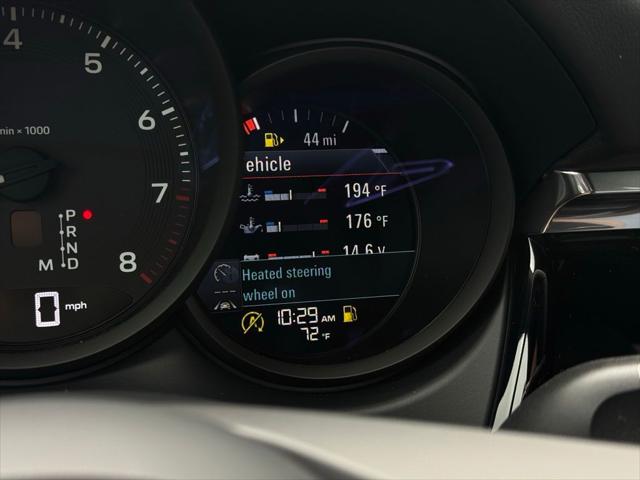 2026 Porsche Macan Unknown