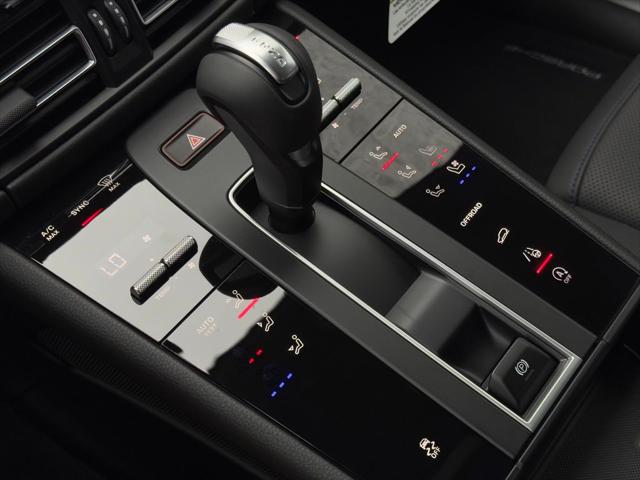 2026 Porsche Macan Unknown