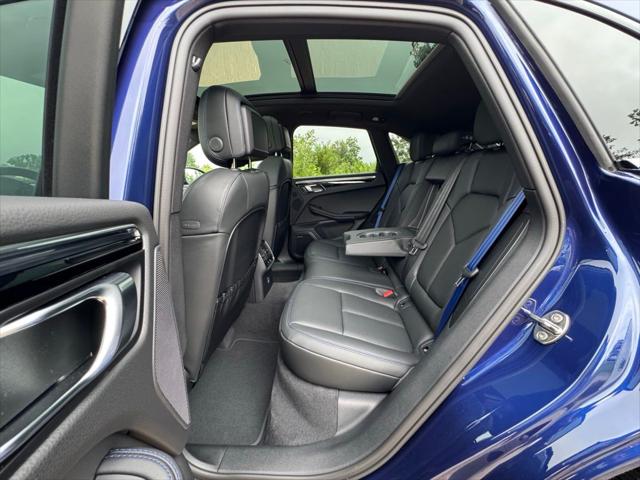 2026 Porsche Macan Unknown