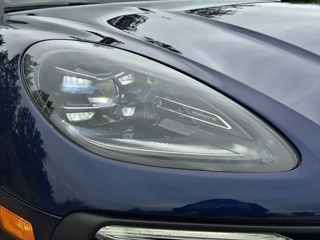 2026 Porsche Macan Unknown