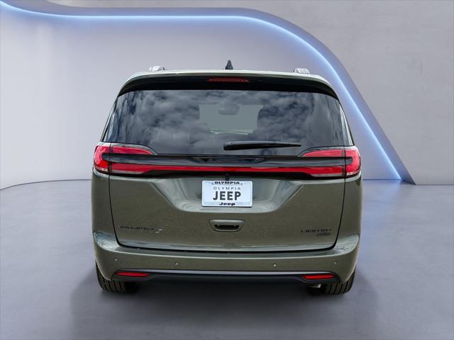 2027 Chrysler Pacifica Limited