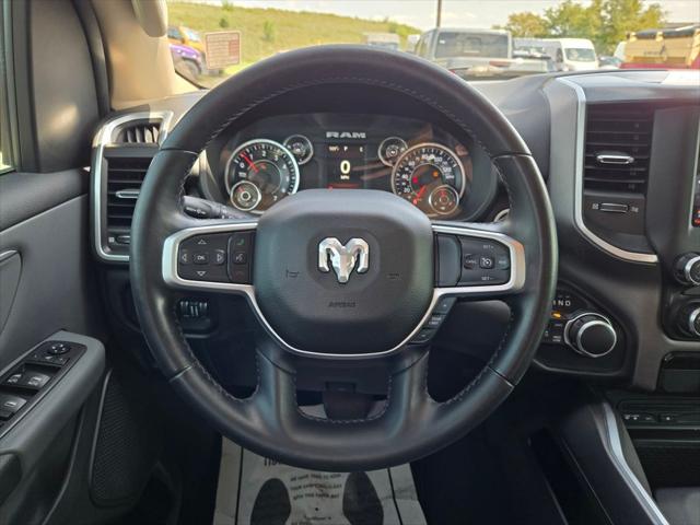 2019 Ram 1500 Big Horn/Lone Star Crew Cab 4x4 5'7" Box