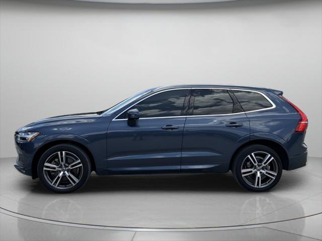 2021 Volvo XC60 T6 Momentum