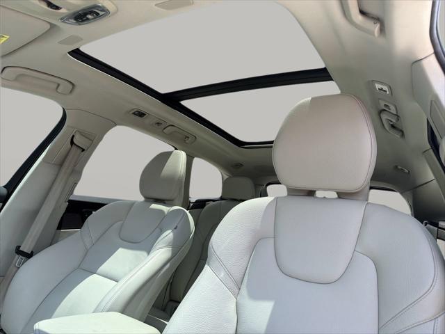 2021 Volvo XC60 T6 Momentum