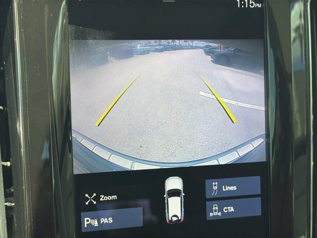 2021 Volvo XC60 T6 Momentum