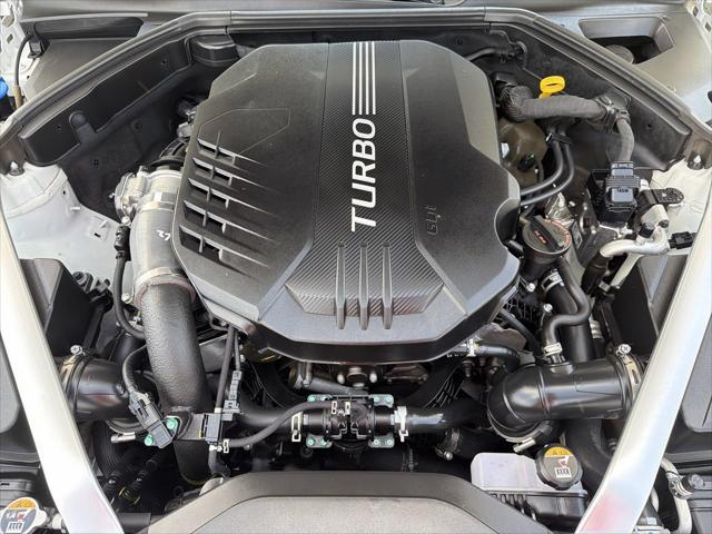 2022 Genesis G70 3.3T RWD