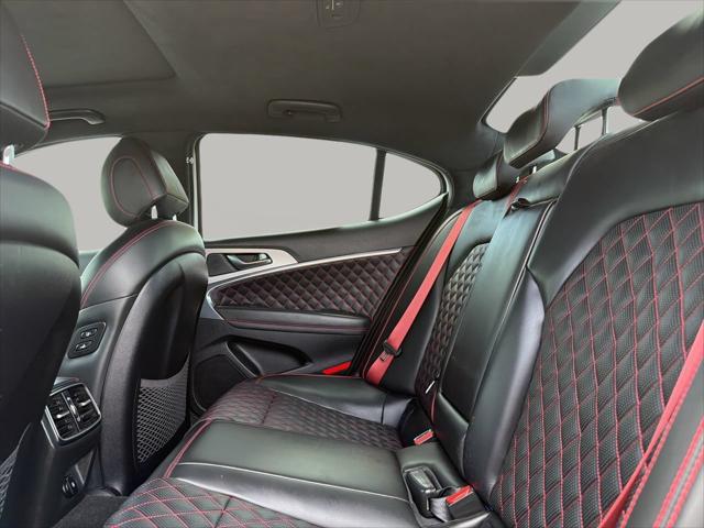 2022 Genesis G70 3.3T RWD