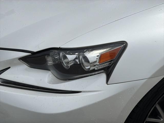 2016 Lexus IS 300 300