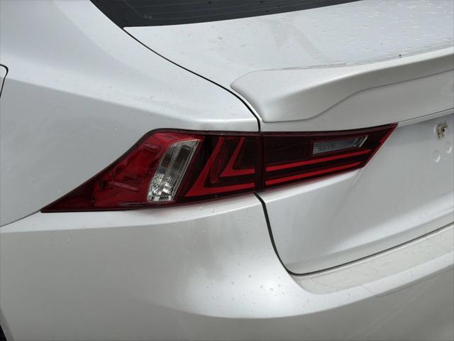 2016 Lexus IS 300 300