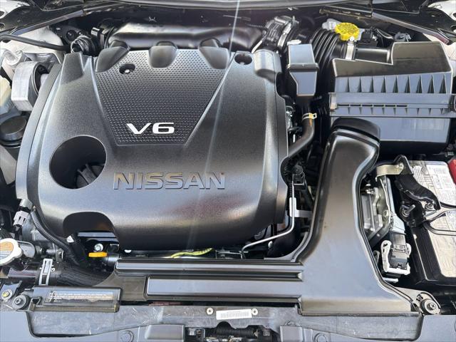 2023 Nissan Maxima SR Xtronic CVT