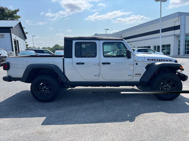 2022 Jeep Gladiator Sport