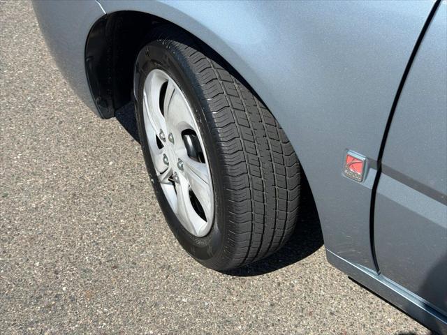 2003 Saturn Ion 2