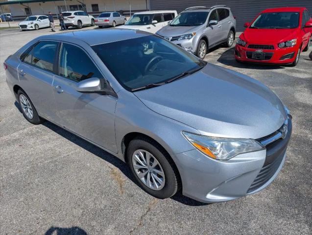 2016 Toyota Camry LE for sale in Akron, OH