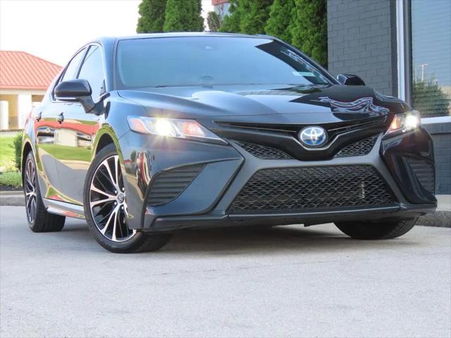 2020 Toyota Camry SE Hybrid for sale in Richmond, KY