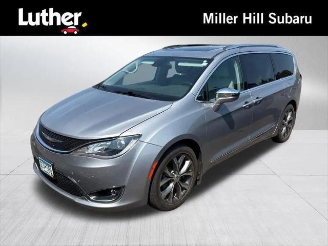 2017 Chrysler Pacifica Limited for sale in Duluth, MN