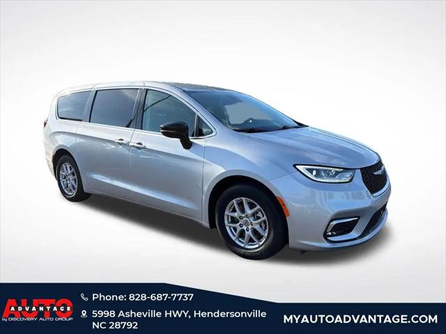 2024 Chrysler Pacifica Touring L for sale in Hendersonville, NC
