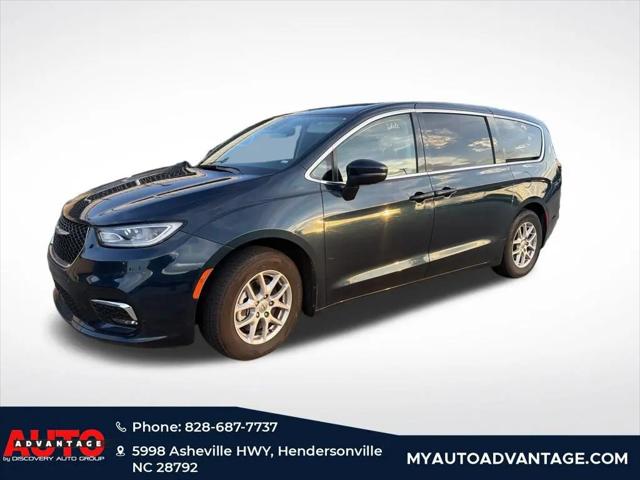 2023 Chrysler Pacifica Touring L for sale in Hendersonville, NC