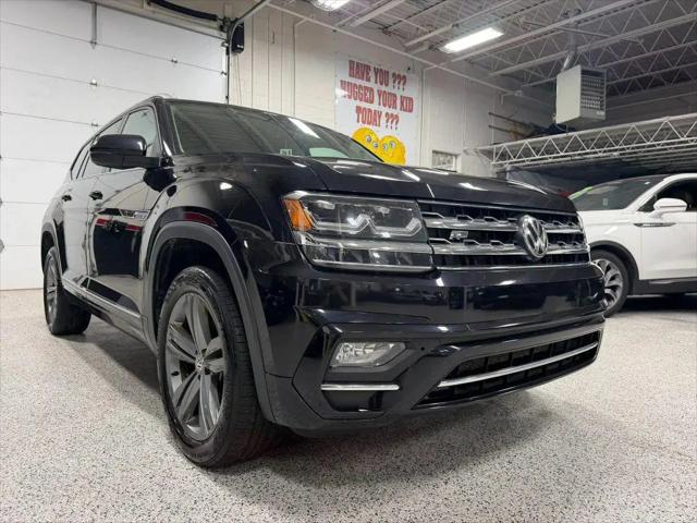 2019 Volkswagen Atlas 3.6L V6 SE w/Technology R-Line for sale near Dover, OH