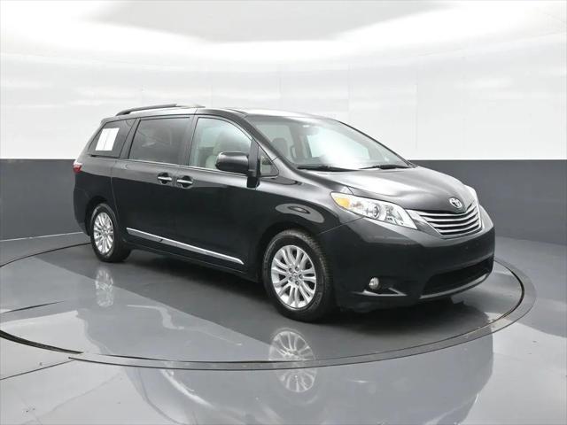 2017 Toyota Sienna XLE 8 Passenger for sale in Kansas City, MO