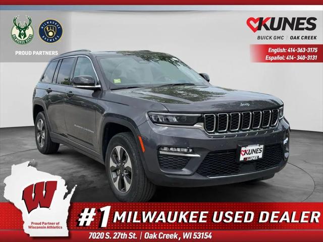 2024 Jeep Grand Cherokee Base for sale in Oak Creek, WI